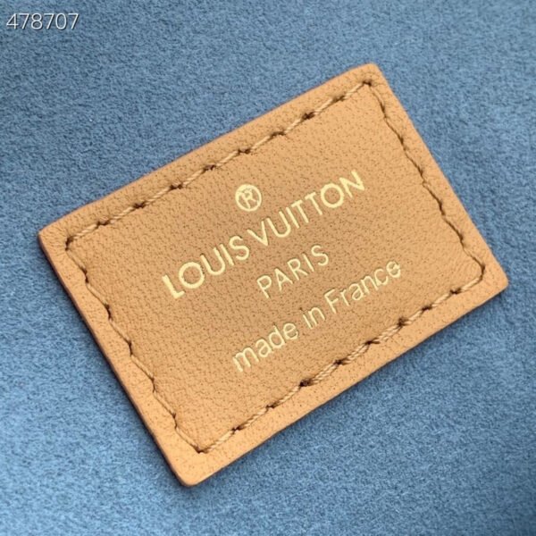 Louis Vuitton Coussin PM Bag 26cm Monogram Embossed Puffy Lambskin Leather Spring/Summer Collection M57793 Brown - Image 7