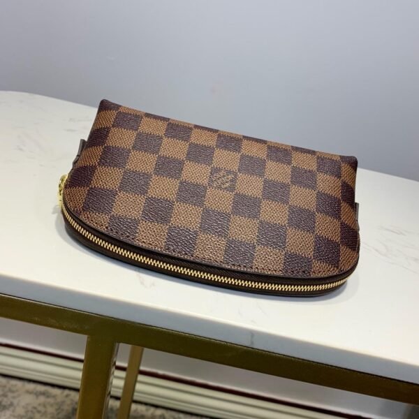 Louis Vuitton Pouch Monogram 19cm Brown - Image 5