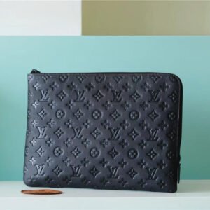 Louis Vuitton Etui De Voyage MM 34cm Black