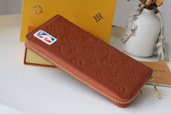 Louis Vuitton Multiple Wallet Damier 19cm Brown - Image 6