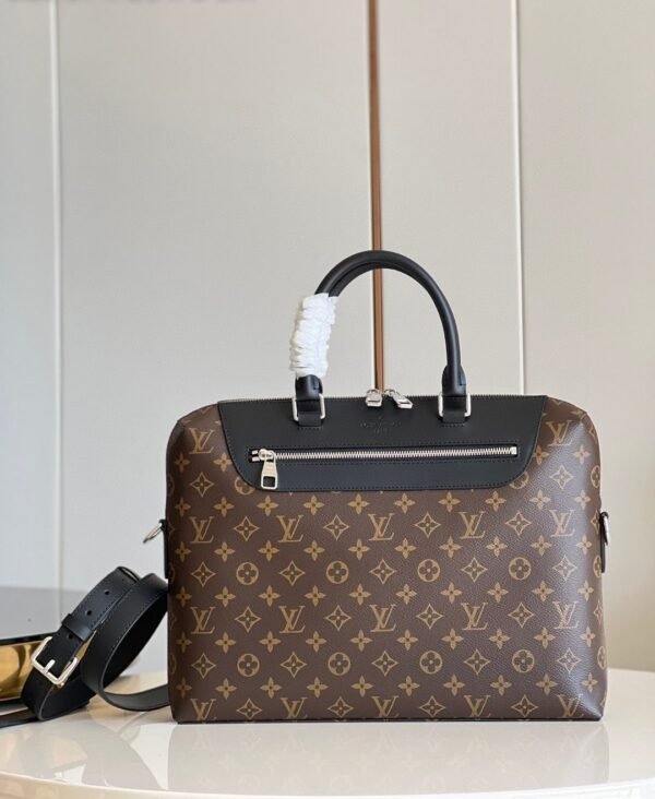 Louis Vuitton Porte Documents Jour Monogram 37cm