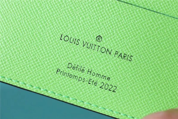 Louis Vuitton Multiple Wallet 12cm - Image 8