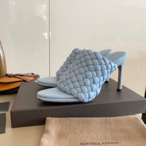 Bottega Veneta Curve Mules 9.5cm Heel Lambskin Leather Spring/Summer 2020 Collection, Light Blue