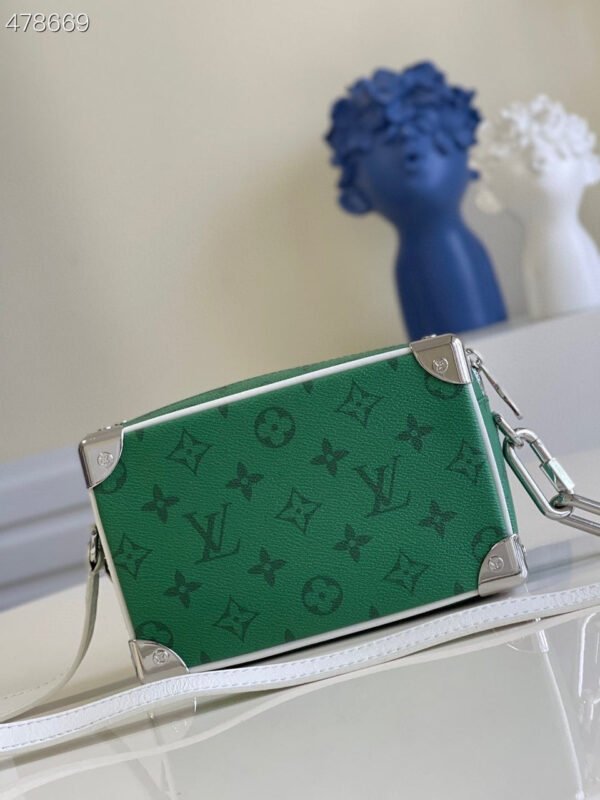 Louis Vuitton Mini Soft Trunk 18cm Zoom with Friends Monogram Canvas Spring/Summer Collection M80159, Green - Image 4