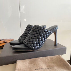 Bottega Veneta Curve Mules 9.5cm Heel Lambskin Leather Spring/Summer 2020 Collection, Black