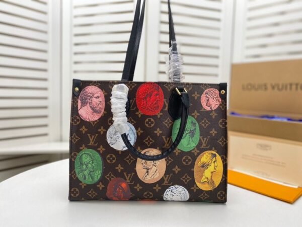 Louis Vuitton x Fornasetti Onthego MM Monogram Cameo 35Cm - Image 3