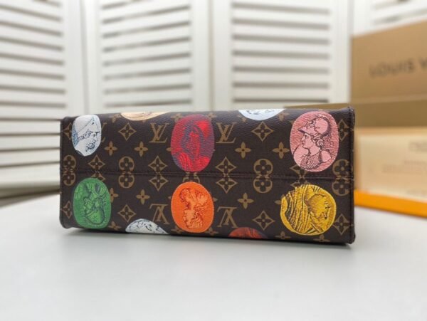 Louis Vuitton x Fornasetti Onthego MM Monogram Cameo 35Cm - Image 5