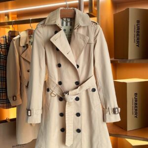 Burberry The Mid-length Kensington Heritage Trench Coat