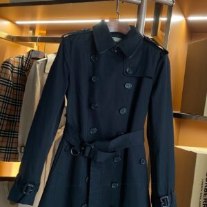 Burberry The Mid-length Kensington Heritage Trench Coat Black