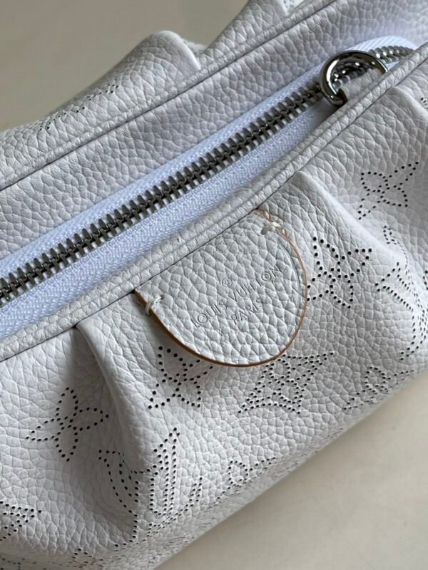 Louis Vuitton Scala Mini Pouch 23cm White - Image 4