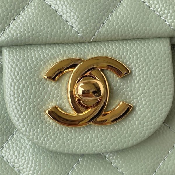 Chanel Mini Classic Flapbag 20cm - Image 5