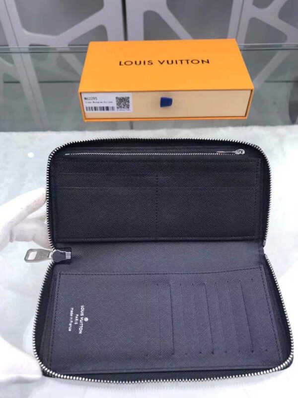 Louis Vuitton Zippy Vertical Wallet 20cm - Image 5