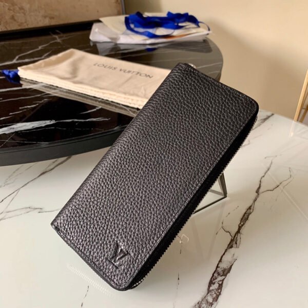 Louis Vuitton Taurillon Clutch Wallet 20cm Black