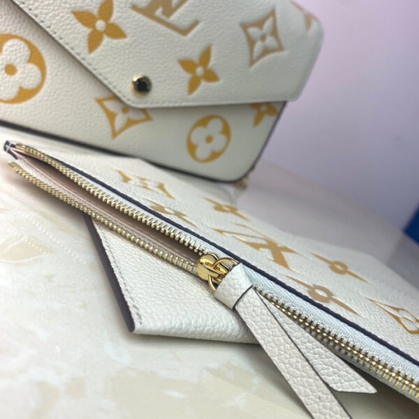Louis Vuitton Monogram Empreinte Pochette 21cm White - Image 4