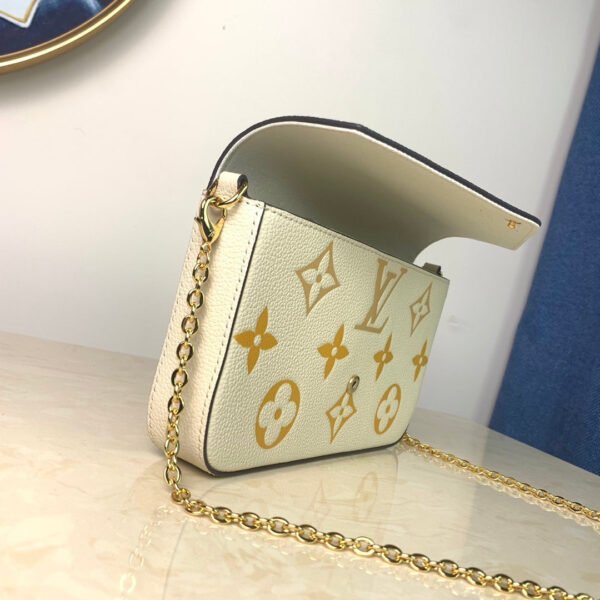 Louis Vuitton Monogram Empreinte Pochette 21cm White - Image 3