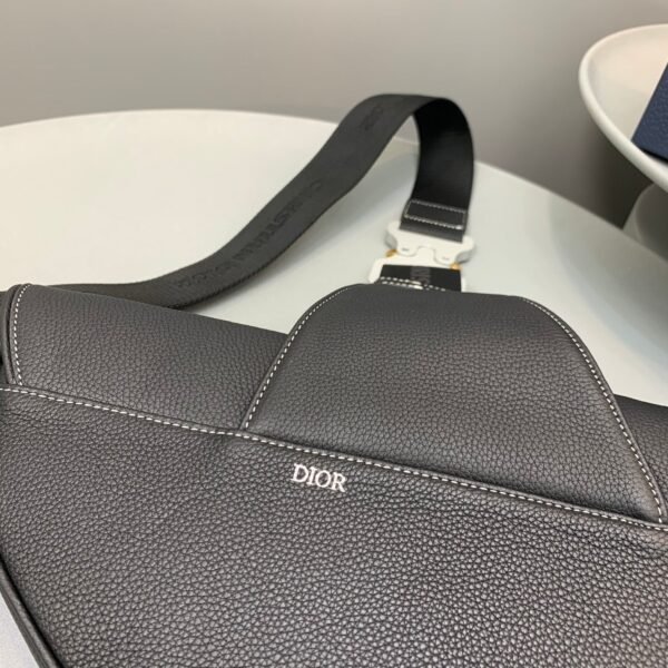 Christian Dior Saddle Bag Black Ultramatte Calfskin 29 cm - Image 8