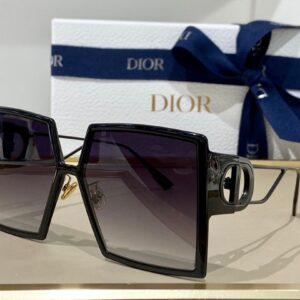 Dior 30 Montaigne SU