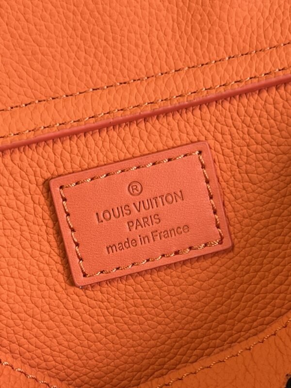 Louis Vuitton Aerogram Slingbag Orange For Men, Men’s Bags 30cm LV M59625 - Image 4