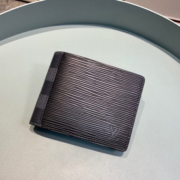 Louis Vuitton Pochette Voyage Wallet 12cm Black - Image 2