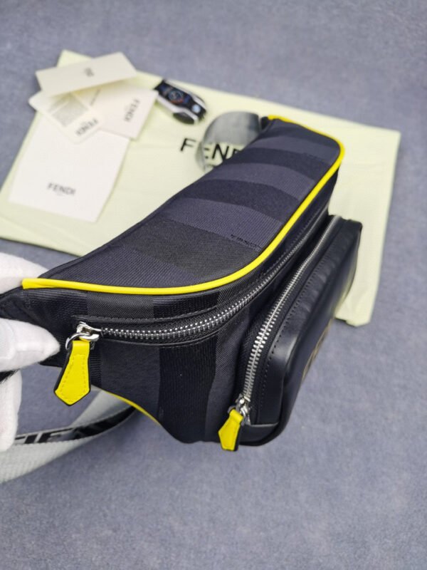 Fendi Belt Bag 18cm Black - Image 5