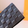 Louis Vuitton Clutch 12cm Black - Image 3
