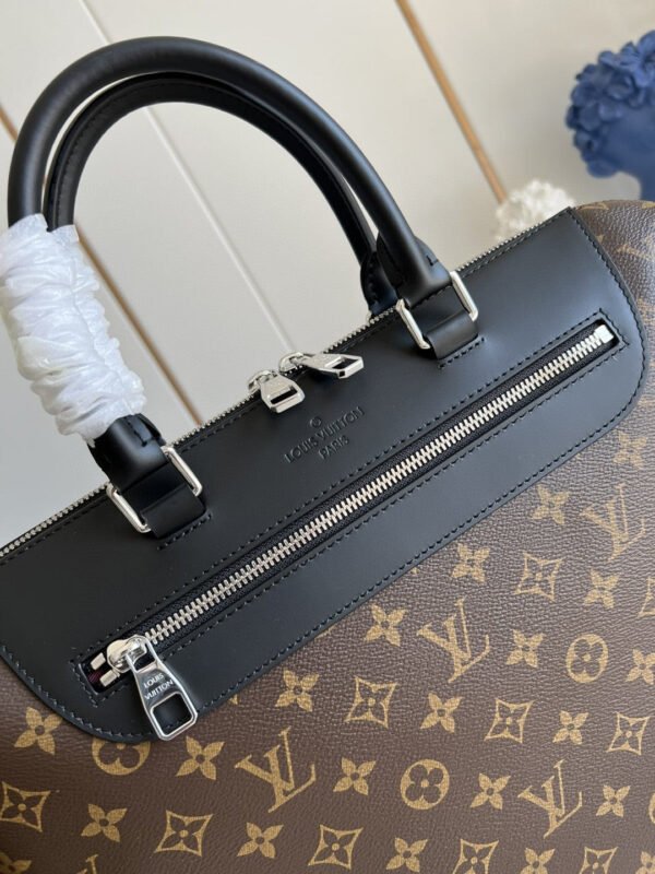 Louis Vuitton Porte Documents Jour Monogram 37cm - Image 5