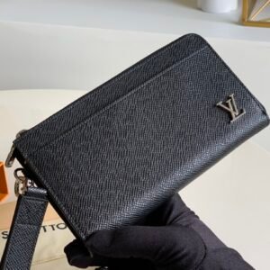 Louis Vuitton Monogram Wallet 19cm Black