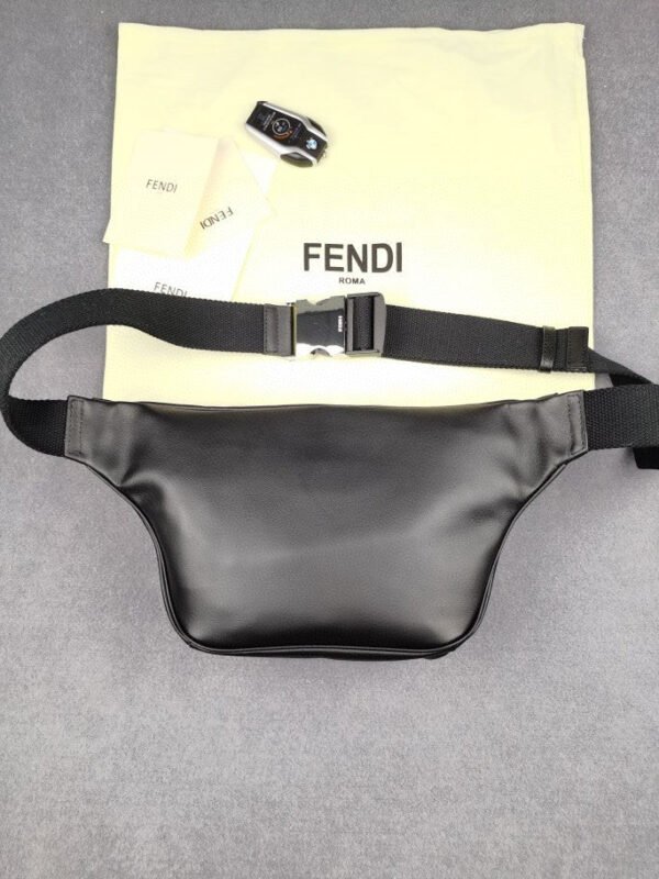 Fendi Belt Bag 18cm Black - Image 4