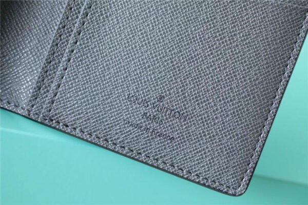 Louis Vuitton Brazza Wallet 19cm - Image 3