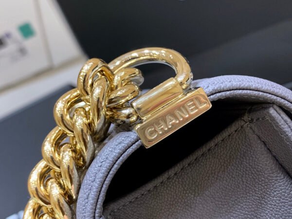 Chanel Classic Flapbag Gold Hardware 25cm - Image 4