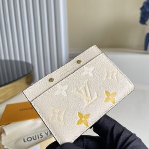 Louis Vuitton Card Holder 11cm White