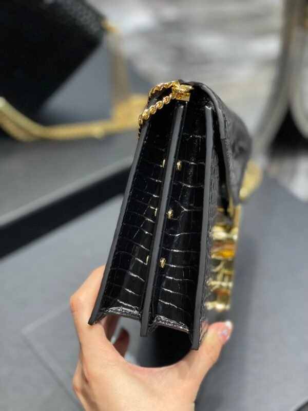 Saint Laurent Cassandra Medium Chain Bag In Grain De Poudre Embossed 22cm Black - Image 3