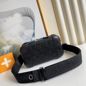 Louis Vuitton M45579 Horizon Clutch 21cm Full Black