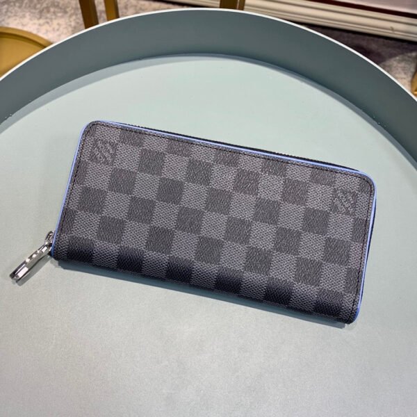 Louis Vuitton Zippy Vertical Wallet 20cm - Image 3