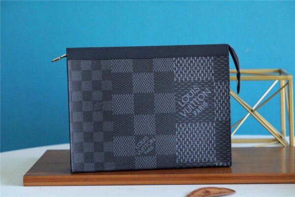 Louis Vuitton Pochette Voyage MM Damier Graphite 3D Canvas Grey For Men, Men’s Travel Accessories 27cm LV N60444