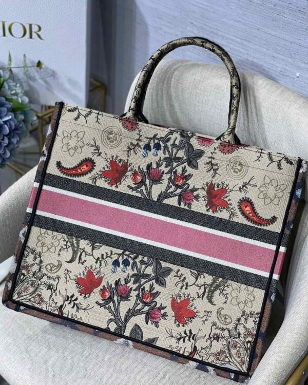 Christian Dior Multicolor Book Tote Flowers Embroidery 42cm - Image 8