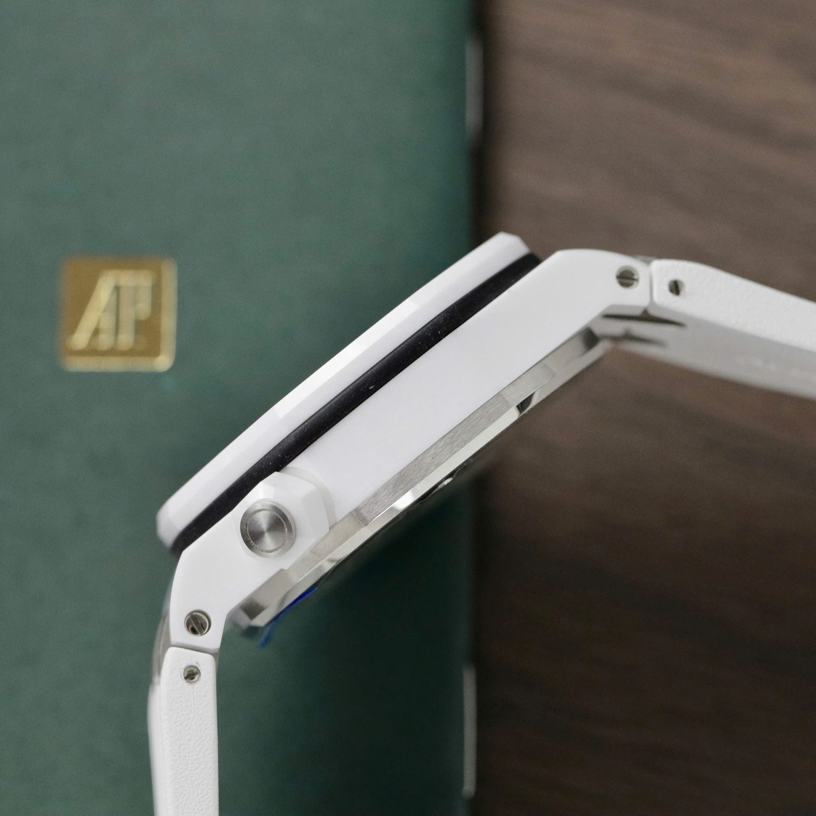 Audemars Piguet Royal Oak Offshore 15707CB White Ceramic Watch 42mm - Image 9