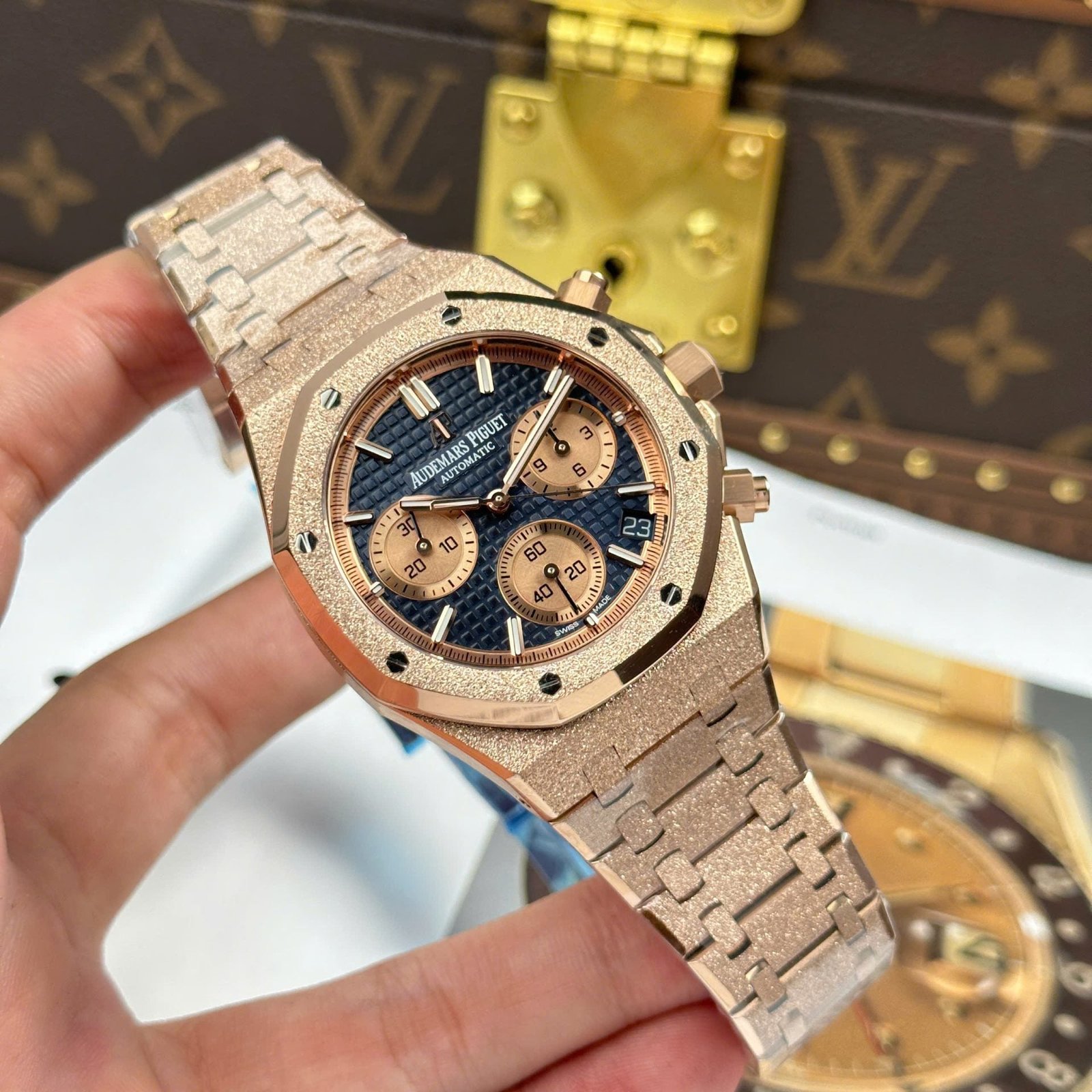 Audemars Piguet Watch Royal Oak Chronograph Frosted Gold 26240 Blue Dial 41mm - Image 3