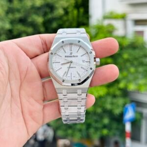 Audemars Piguet Royal Oak 15400ST Watch White Dial 41mm