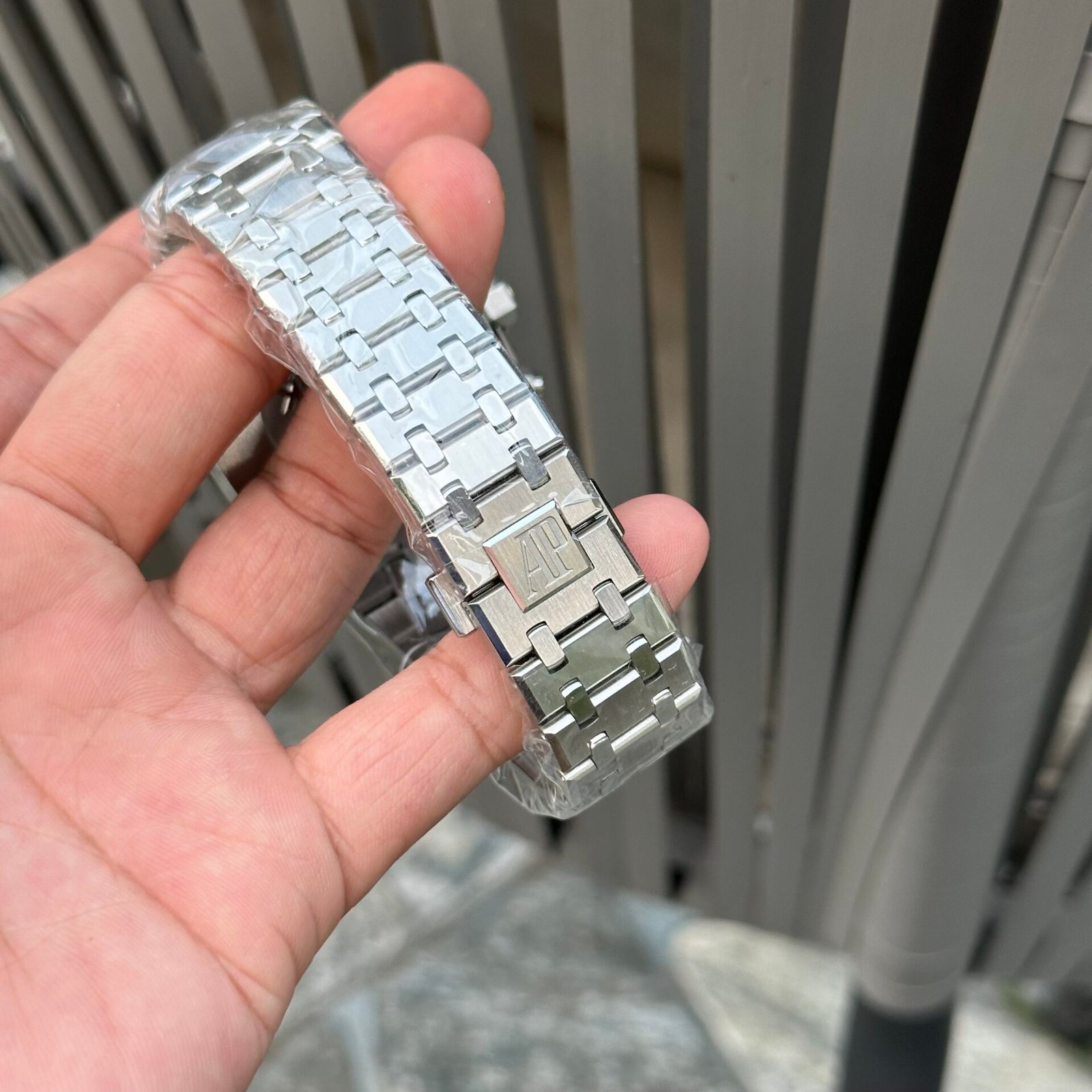 Audemars Piguet Royal Oak 26331ST Gray Dial Watch 41mm - Image 6