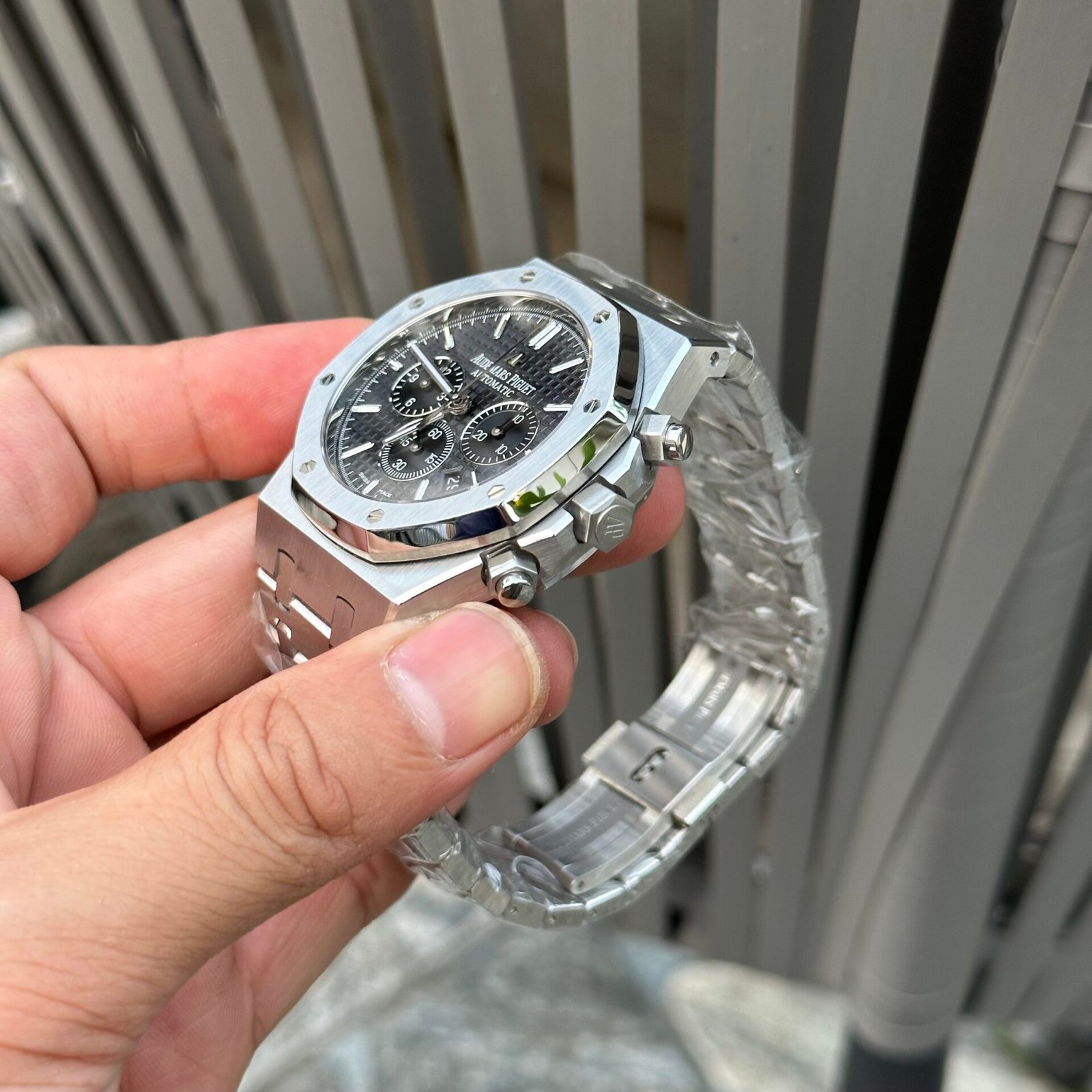 Audemars Piguet Royal Oak 26331ST Gray Dial Watch 41mm - Image 5
