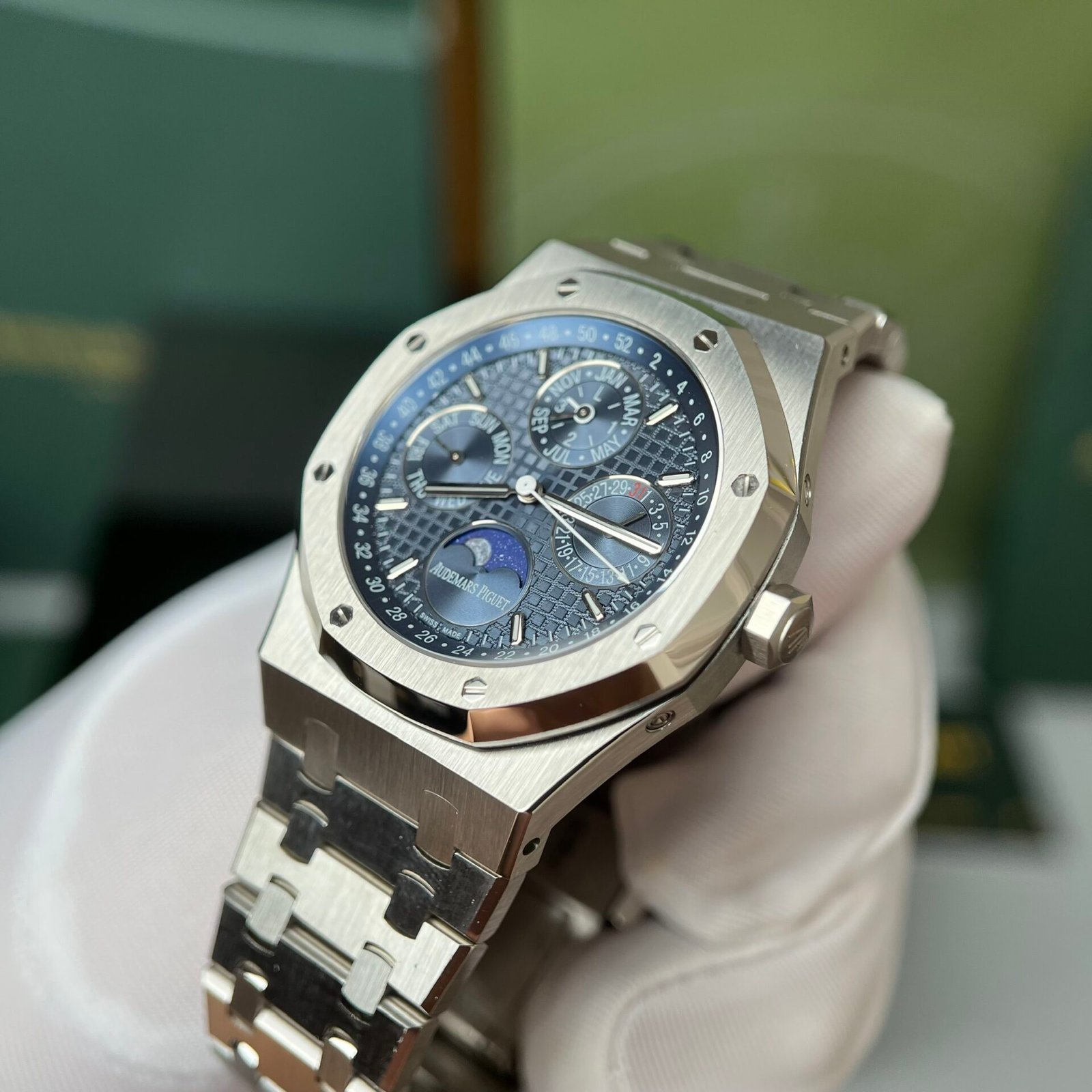 Audemars Piguet Watch Royal Oak 26574ST Blue Dial 41mm - Image 3