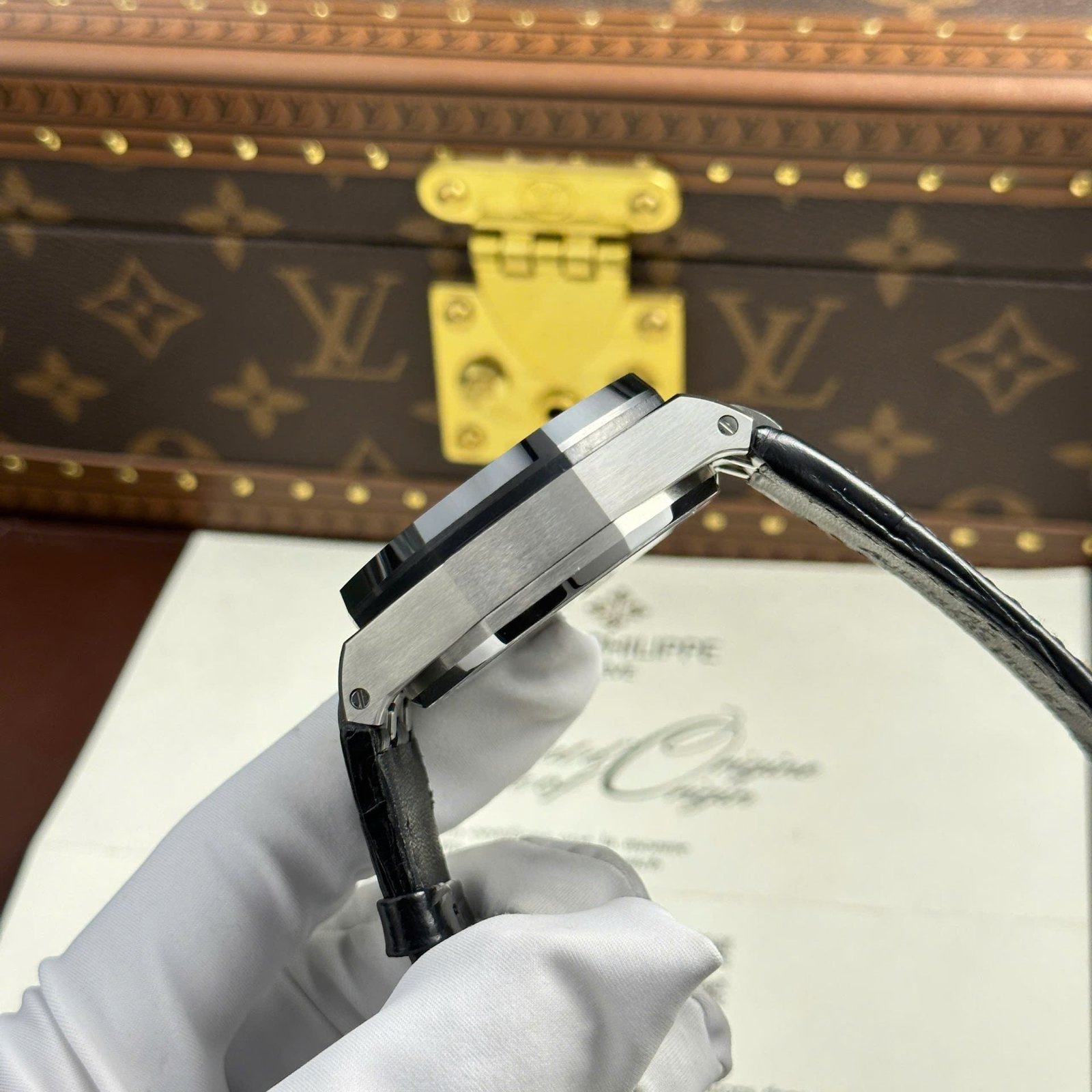 Audemars Piguet Royal Oak Offshore Chronograph 26420 Watch Black Dial 43mm - Image 9