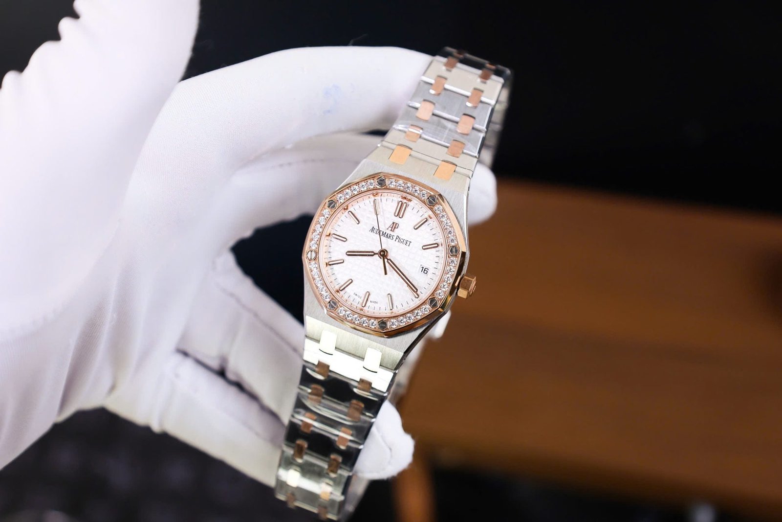 Audemars Piguet Royal Oak Watch Womens Automatic Movement 34mm