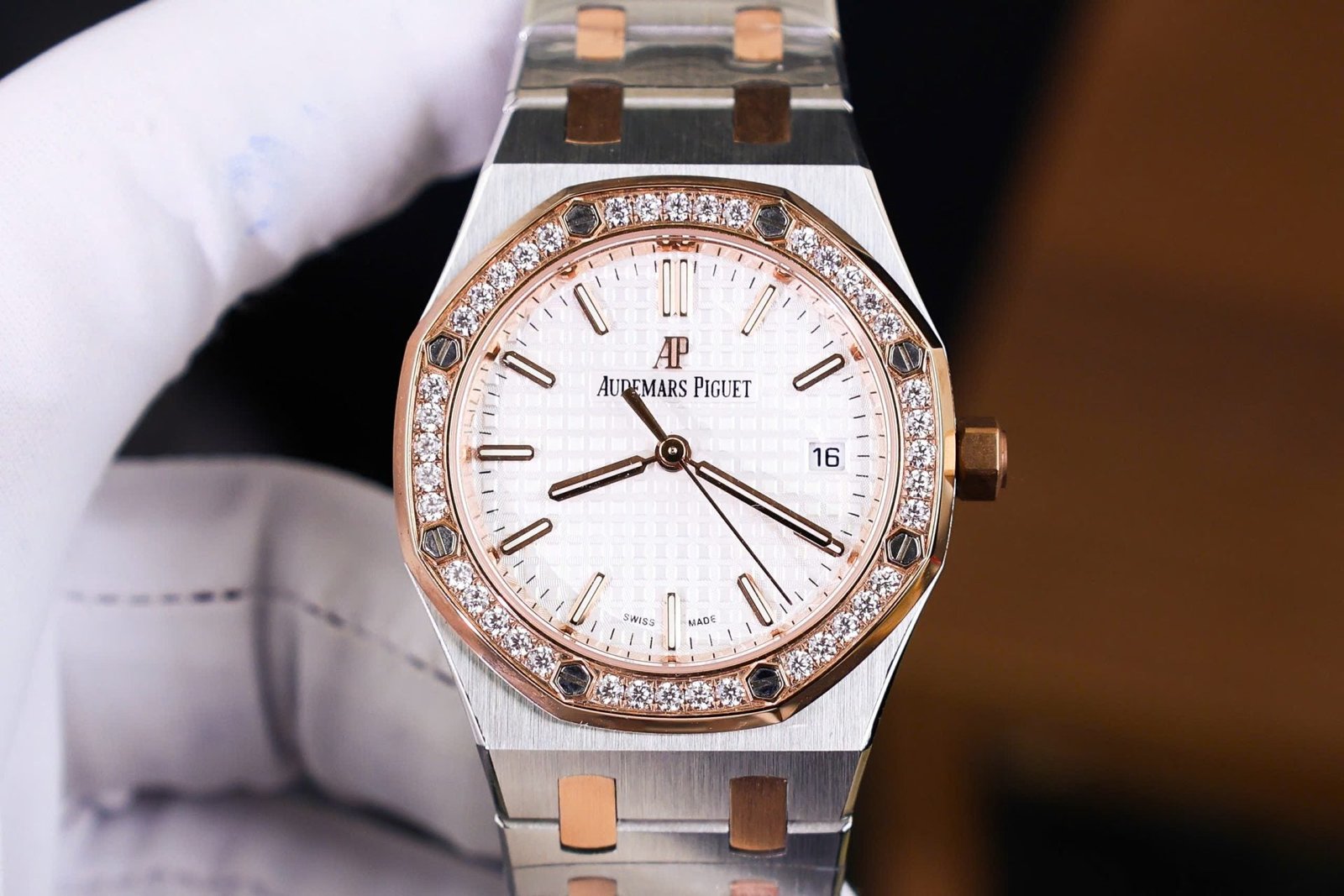 Audemars Piguet Royal Oak Watch Womens Automatic Movement 34mm - Image 3