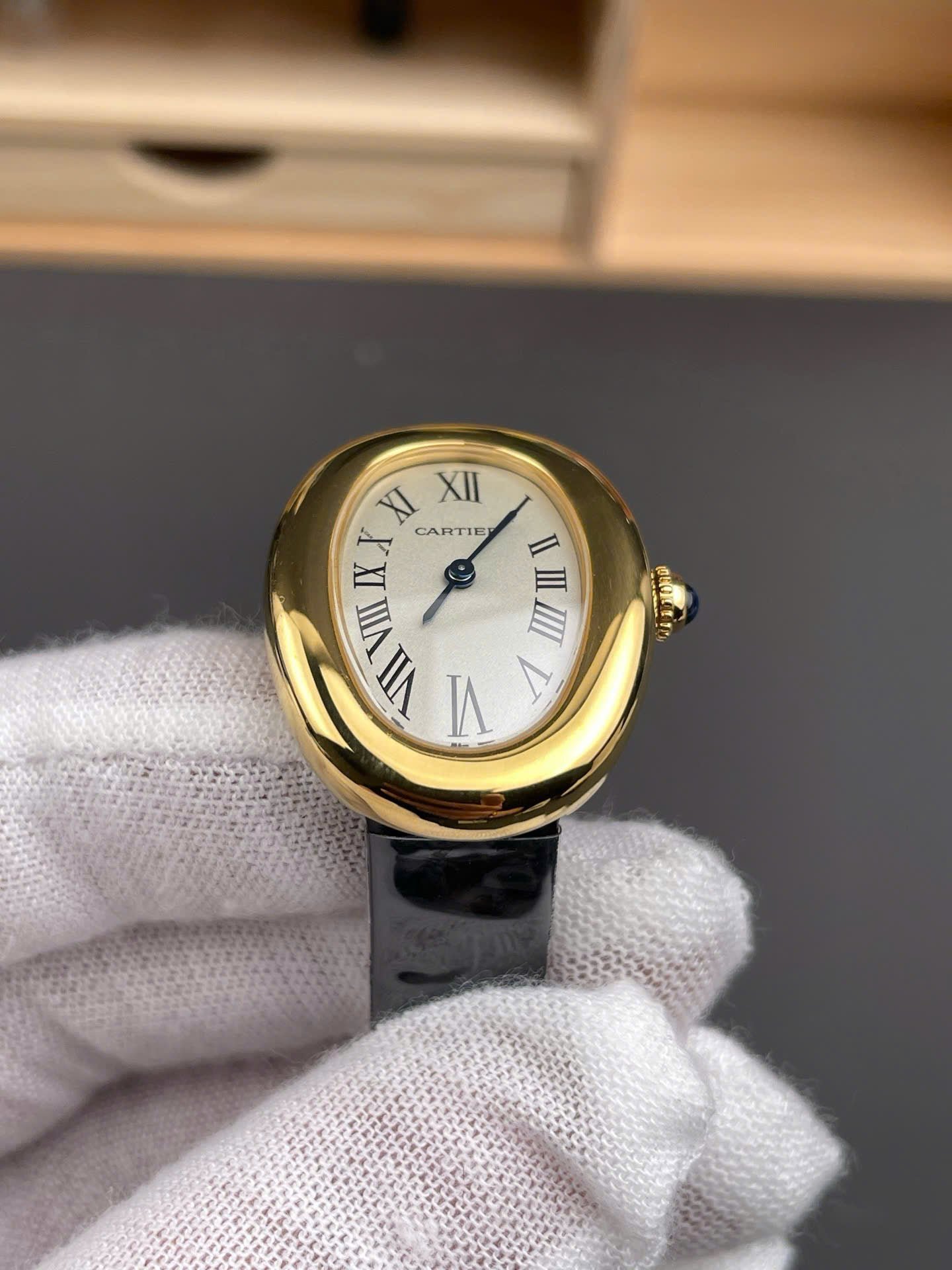 Cartier Baignoire WGBA0017 Watch Women Leather Strap 24,6×18,7mm - Image 5