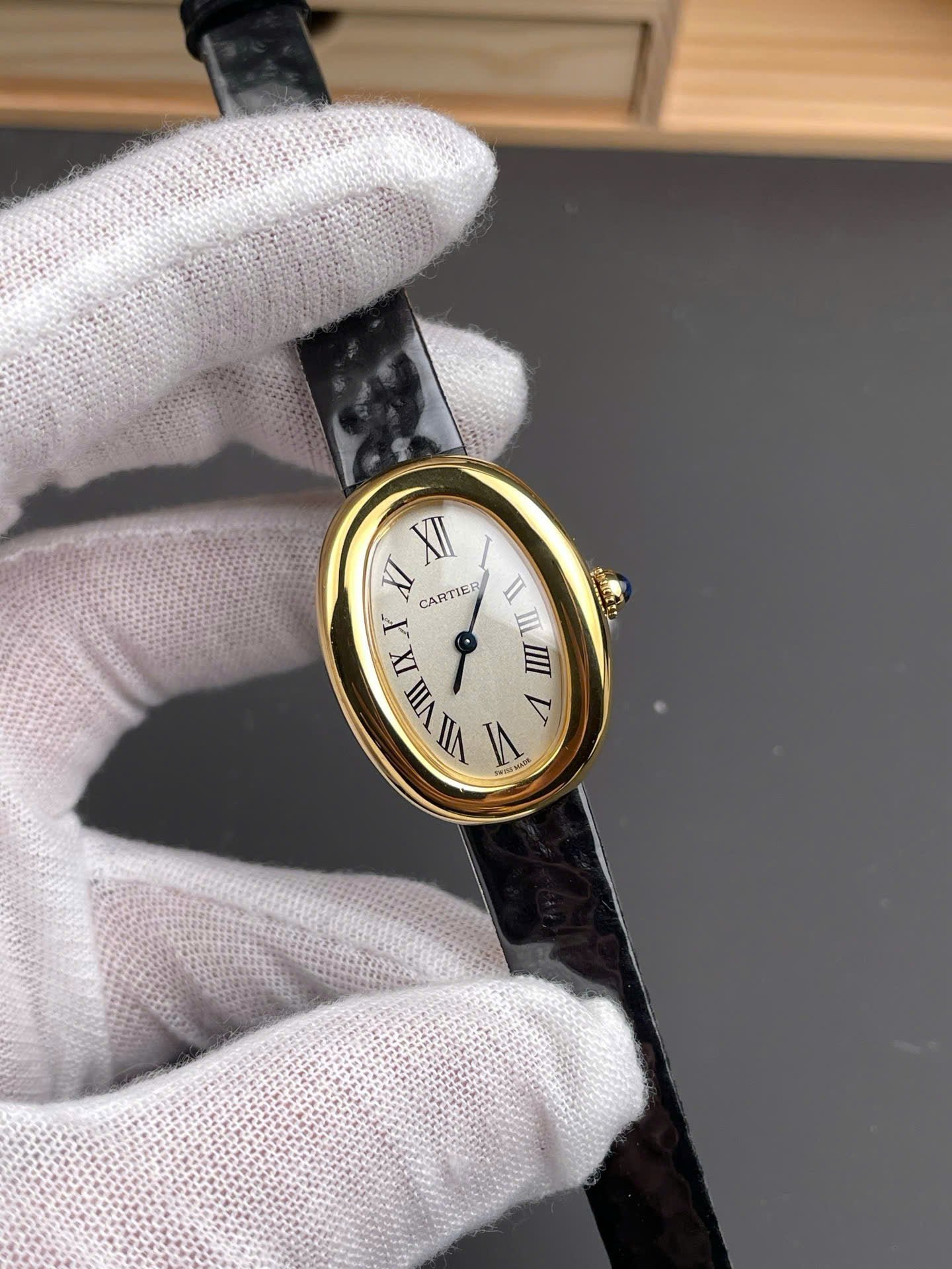 Cartier Baignoire WGBA0017 Watch Women Leather Strap 24,6×18,7mm - Image 4