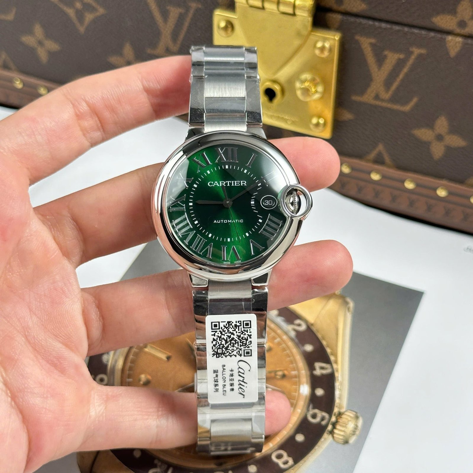 Cartier Ballon Bleu Watch Green Dial Metal Wire 40mm