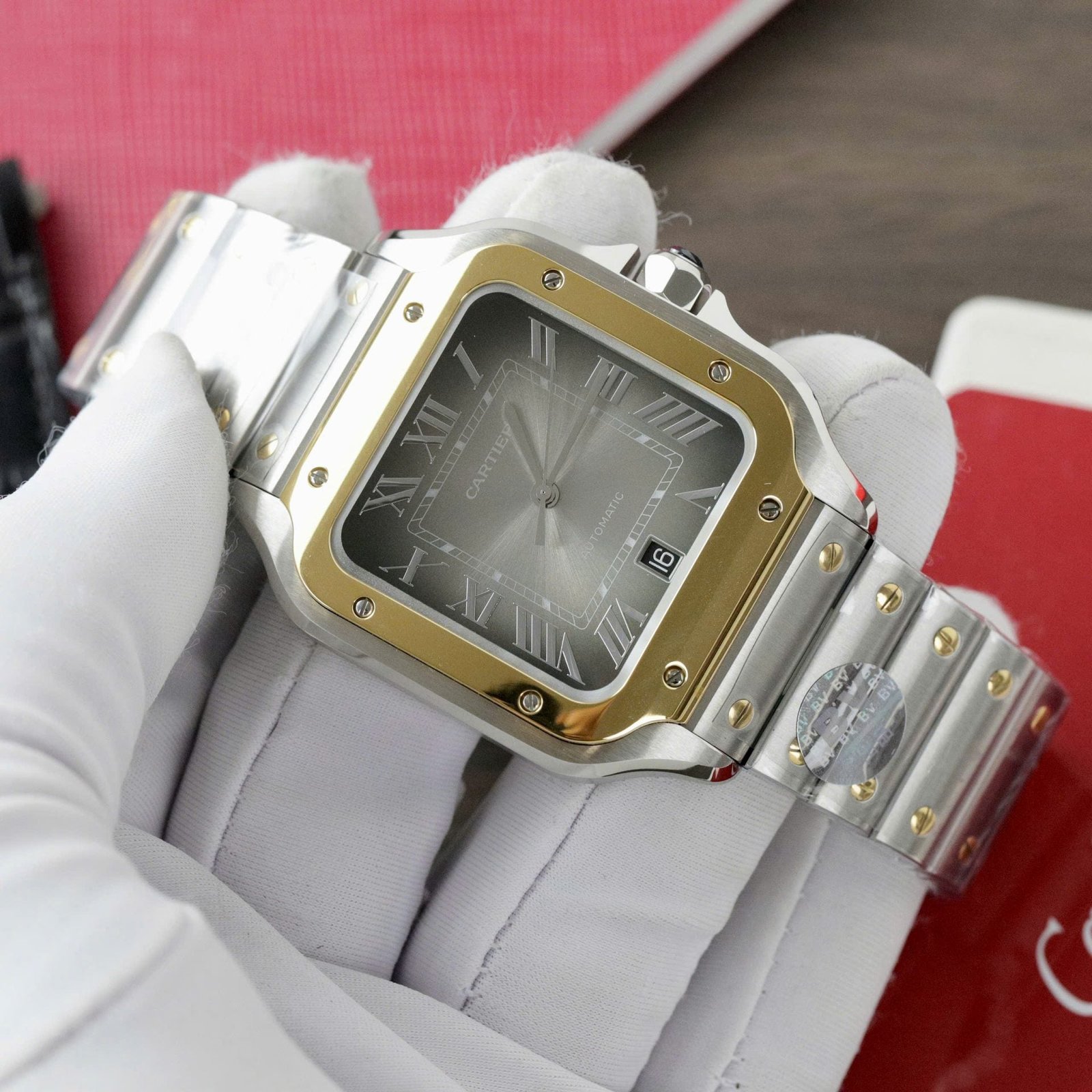 Cartier Santos CRW2SA0030 Watch Gray Dial 39.8mm - Image 4