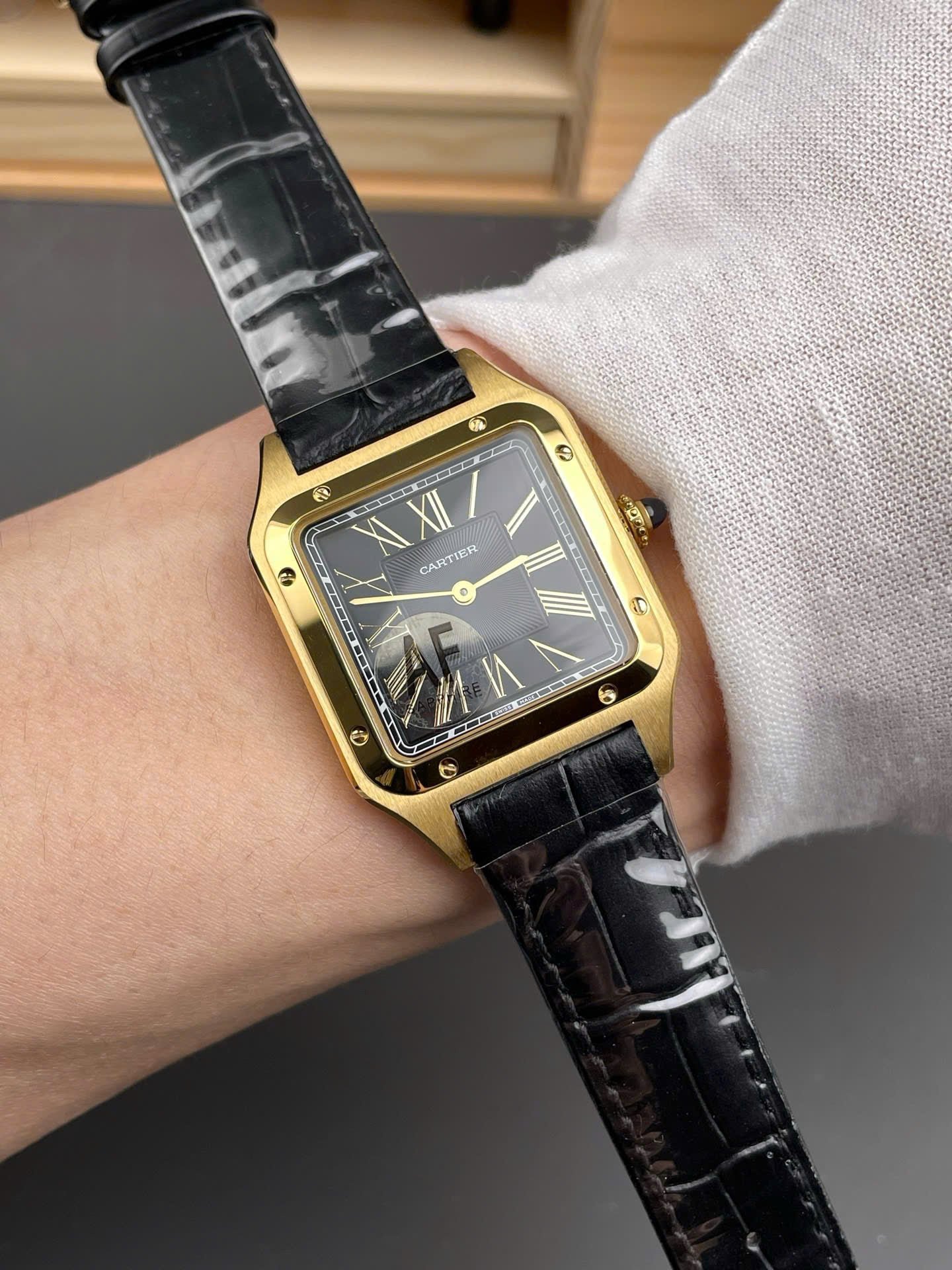 Cartier Santos-Dumont WGSA0077 Watch Men Leather Strap Black 43,5×31,4mm - Image 5